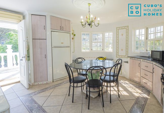 Villa in Alhaurin de la Torre - Cubo's Villa Pino Verde Villa in Alhaurin de la Torre - Cubo's Villa Pino Verde