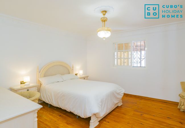 Villa in Alhaurin de la Torre - Cubo's Villa Pino Verde Villa in Alhaurin de la Torre - Cubo's Villa Pino Verde