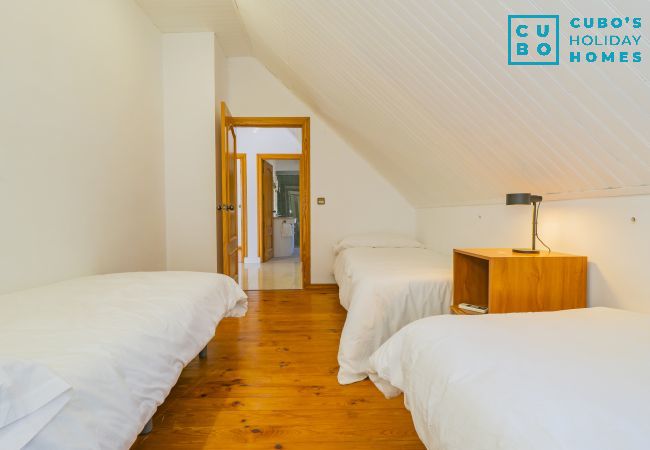 Villa in Alhaurin de la Torre - Cubo's Villa Pino Verde Villa in Alhaurin de la Torre - Cubo's Villa Pino Verde