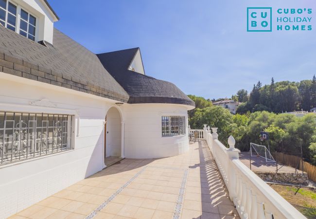 Villa in Alhaurin de la Torre - Cubo's Villa Pino Verde Villa in Alhaurin de la Torre - Cubo's Villa Pino Verde