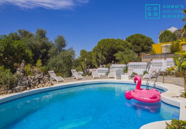 Villa in Alhaurin de la Torre - Cubo's Villa Pino Verde Villa in Alhaurin de la Torre - Cubo's Villa Pino Verde