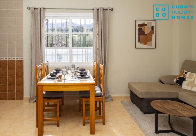 Apartment in Alhaurín el Grande - Cubo's Lucy's Place 2 Bedrooms Apartment Apartment in Alhaurín el Grande - Cubo's Lucy's Place 2 Bedrooms Apartment