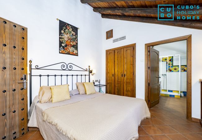 Aparthotel in Casarabonela - Cubo's Hotel Cortijo San Antonio Caminito del Rey Aparthotel in Casarabonela - Cubo's Hotel Cortijo San Antonio Caminito del Rey