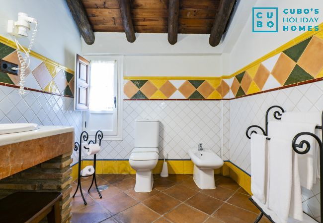 Aparthotel in Casarabonela - Cubo's Hotel Cortijo San Antonio Caminito del Rey Aparthotel in Casarabonela - Cubo's Hotel Cortijo San Antonio Caminito del Rey