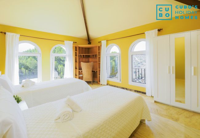 Villa in Alhaurín el Grande - Cubo's Villa Bresell Privacy Pool & Family Fun Villa in Alhaurín el Grande - Cubo's Villa Bresell Privacy Pool & Family Fun