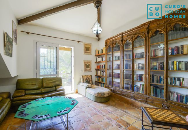 Villa in Alhaurín el Grande - Cubo's Villa Bresell Privacy Pool & Family Fun Villa in Alhaurín el Grande - Cubo's Villa Bresell Privacy Pool & Family Fun