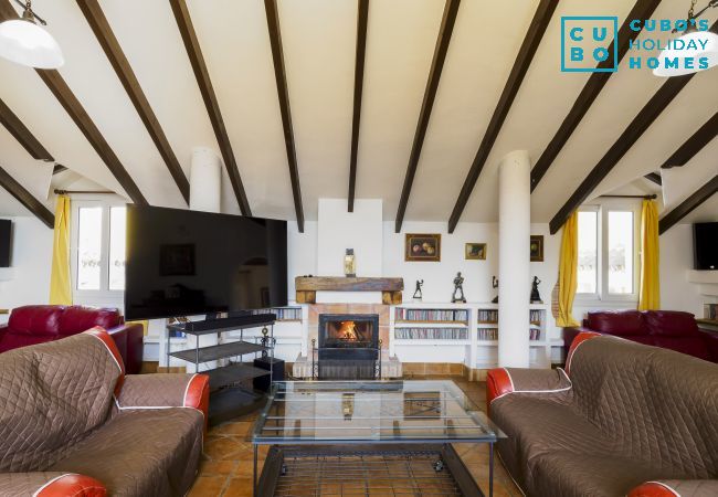 Villa in Alhaurín el Grande - Cubo's Villa Bresell Privacy Pool & Family Fun Villa in Alhaurín el Grande - Cubo's Villa Bresell Privacy Pool & Family Fun