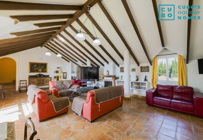 Villa in Alhaurín el Grande - Cubo's Villa Bresell Privacy Pool & Family Fun Villa in Alhaurín el Grande - Cubo's Villa Bresell Privacy Pool & Family Fun