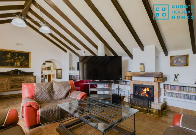 Villa in Alhaurín el Grande - Cubo's Villa Bresell Privacy Pool & Family Fun Villa in Alhaurín el Grande - Cubo's Villa Bresell Privacy Pool & Family Fun