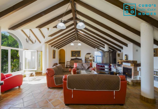 Villa in Alhaurín el Grande - Cubo's Villa Bresell Privacy Pool & Family Fun Villa in Alhaurín el Grande - Cubo's Villa Bresell Privacy Pool & Family Fun