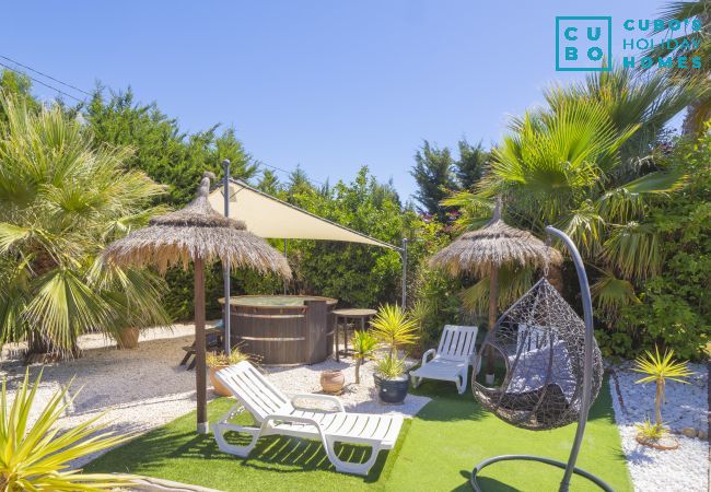 Villa in Alhaurín el Grande - Cubo's Villa Las Palmeras Altas 17PAX Villa in Alhaurín el Grande - Cubo's Villa Las Palmeras Altas 17PAX