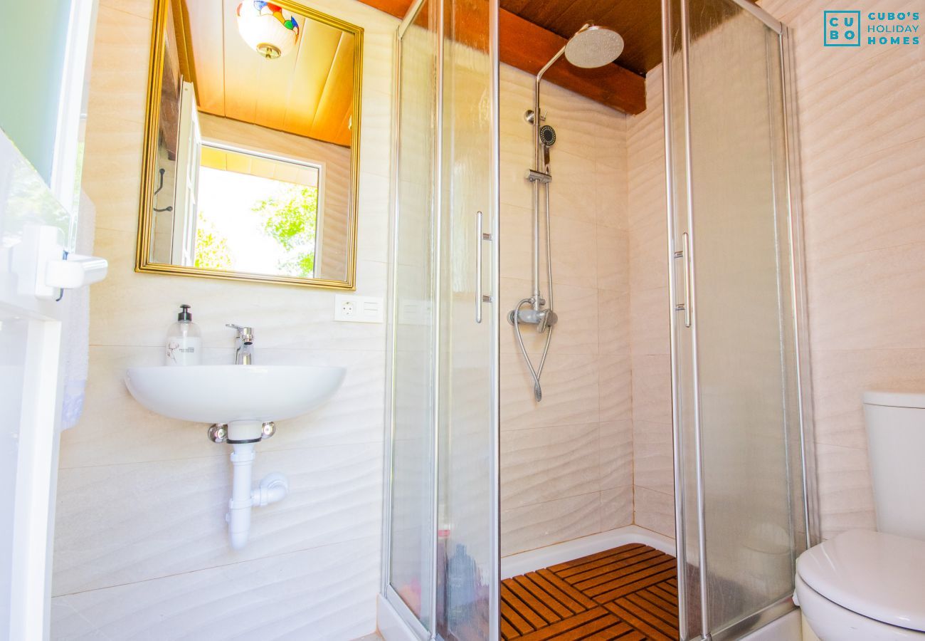 Bathroom of this villa in Alhaurín de la Torre