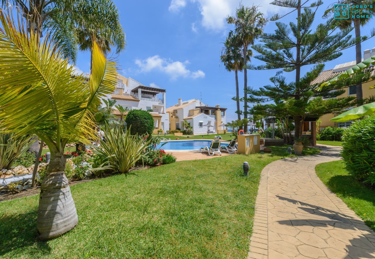 Garden of this apartment in Marbella