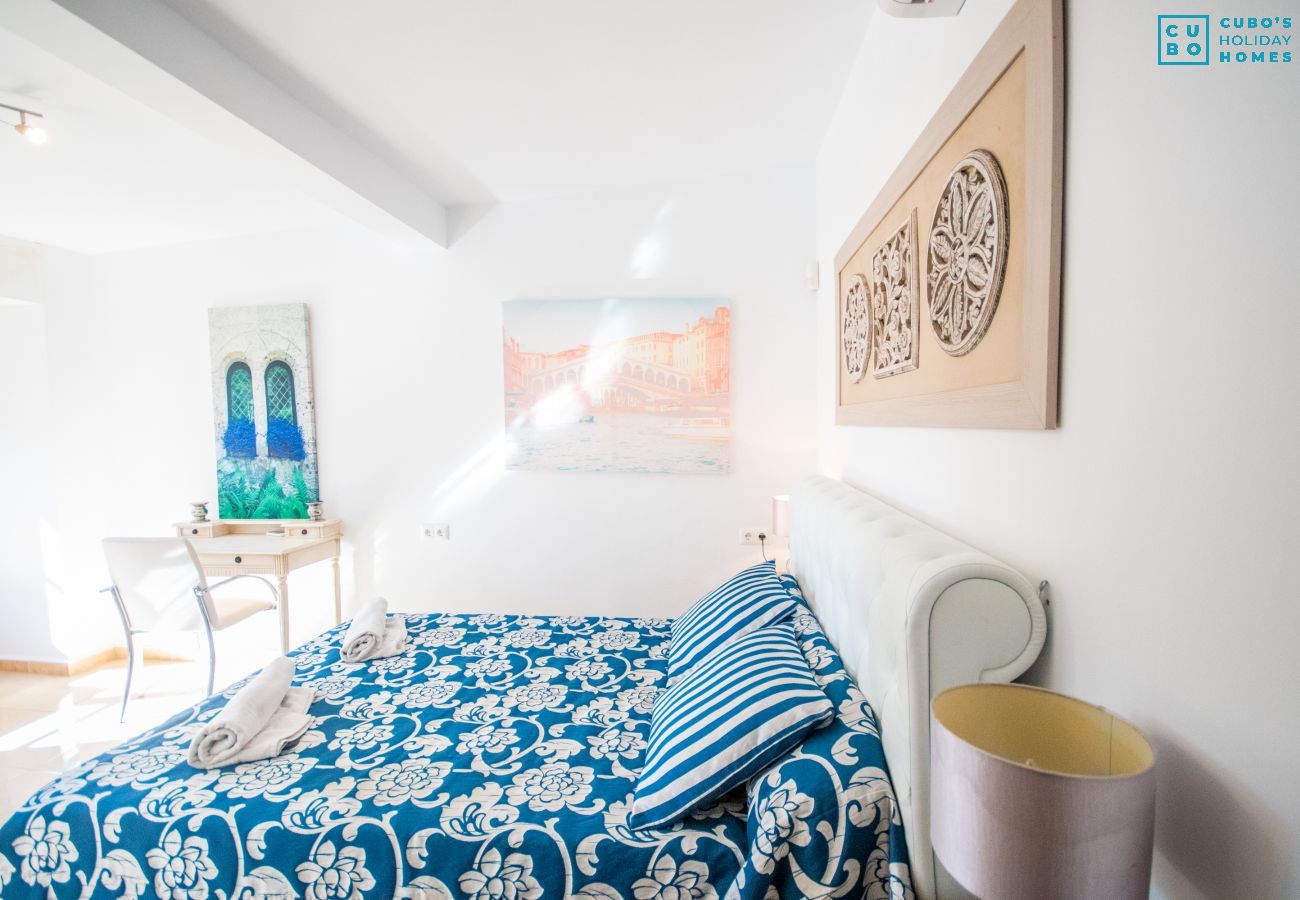 Villa in Alhaurin de la Torre - Cubo's Villa Dos Reyes