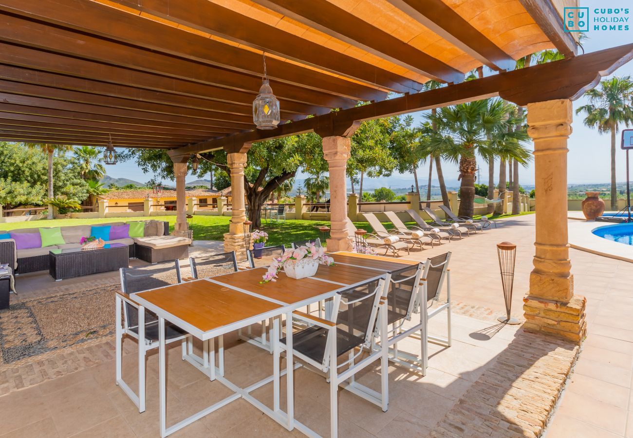 Villa in Alhaurin de la Torre - Cubo's Villa Dos Reyes