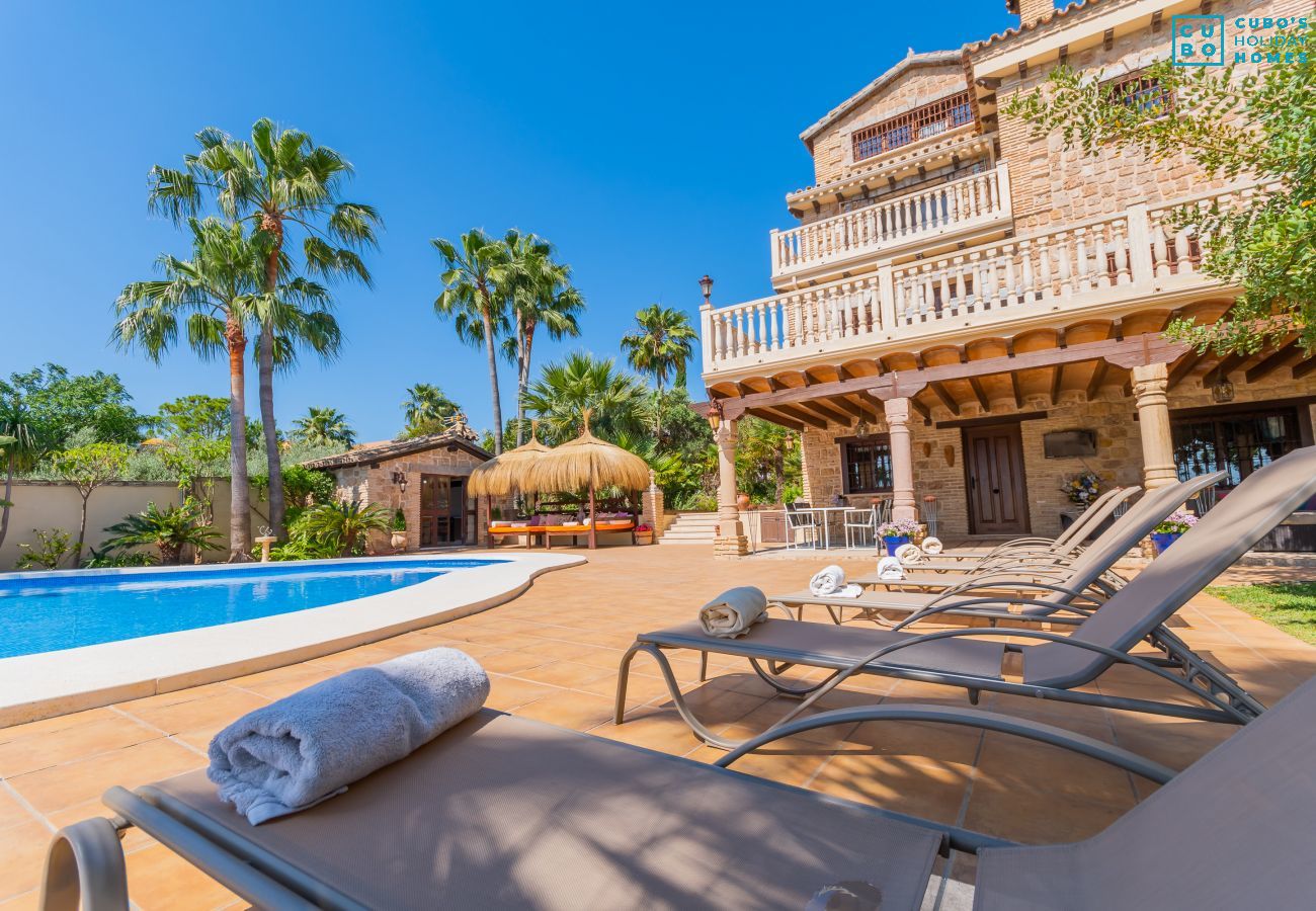 Villa in Alhaurin de la Torre - Cubo's Villa Dos Reyes