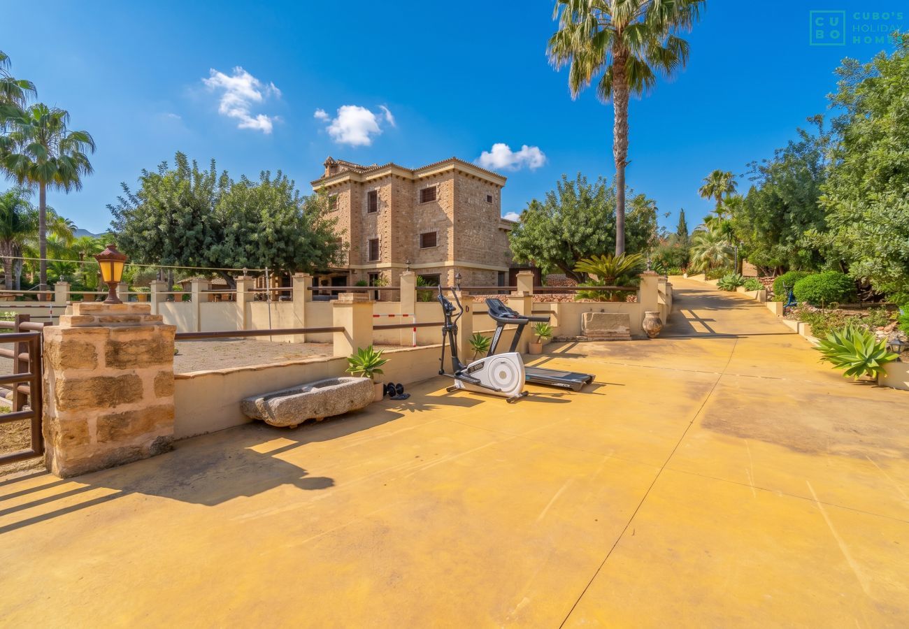Villa in Alhaurin de la Torre - Cubo's Villa Los Dos Reyes