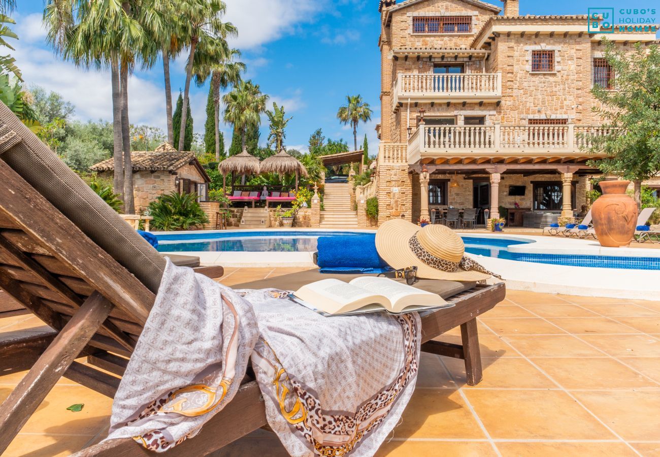 Villa in Alhaurin de la Torre - Cubo's Villa Los Dos Reyes