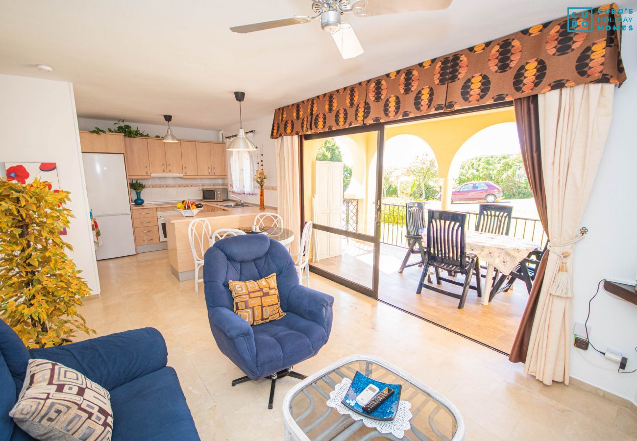 Living room of this apartment in Mijas Costa