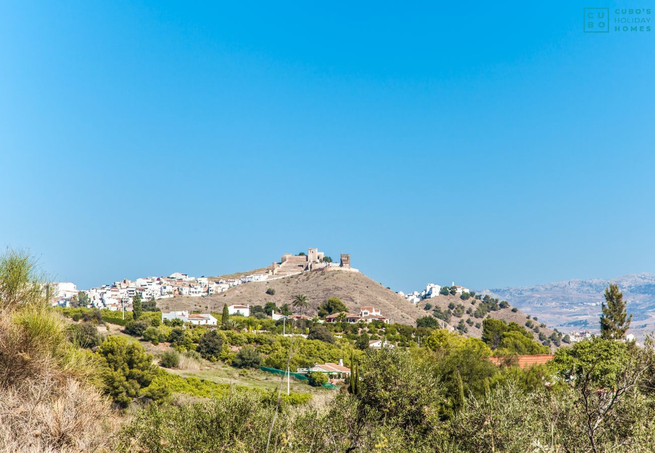 Views of this house near the Caminito del Rey