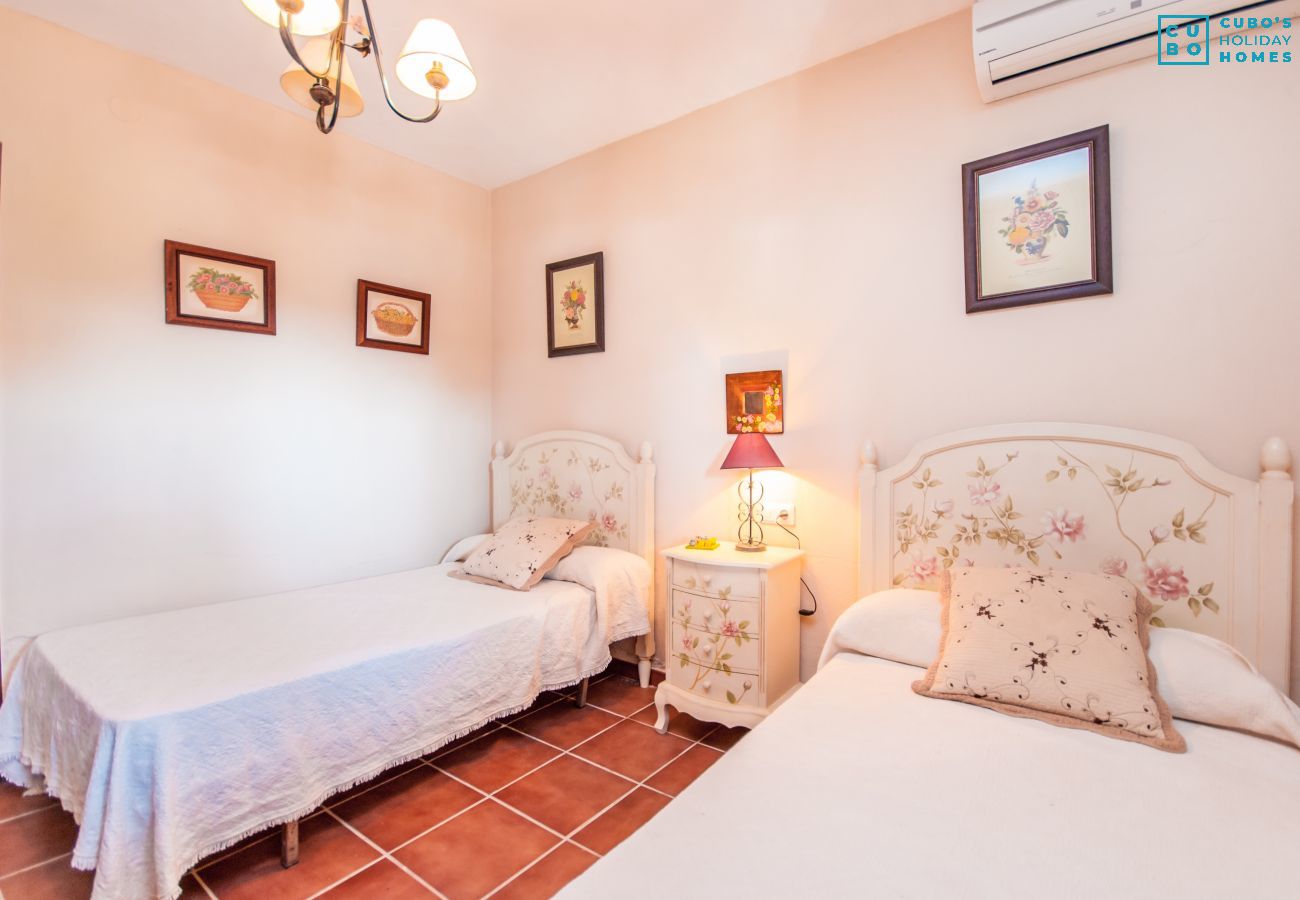 Children's bedroom of this farm in Alhaurín el Grande