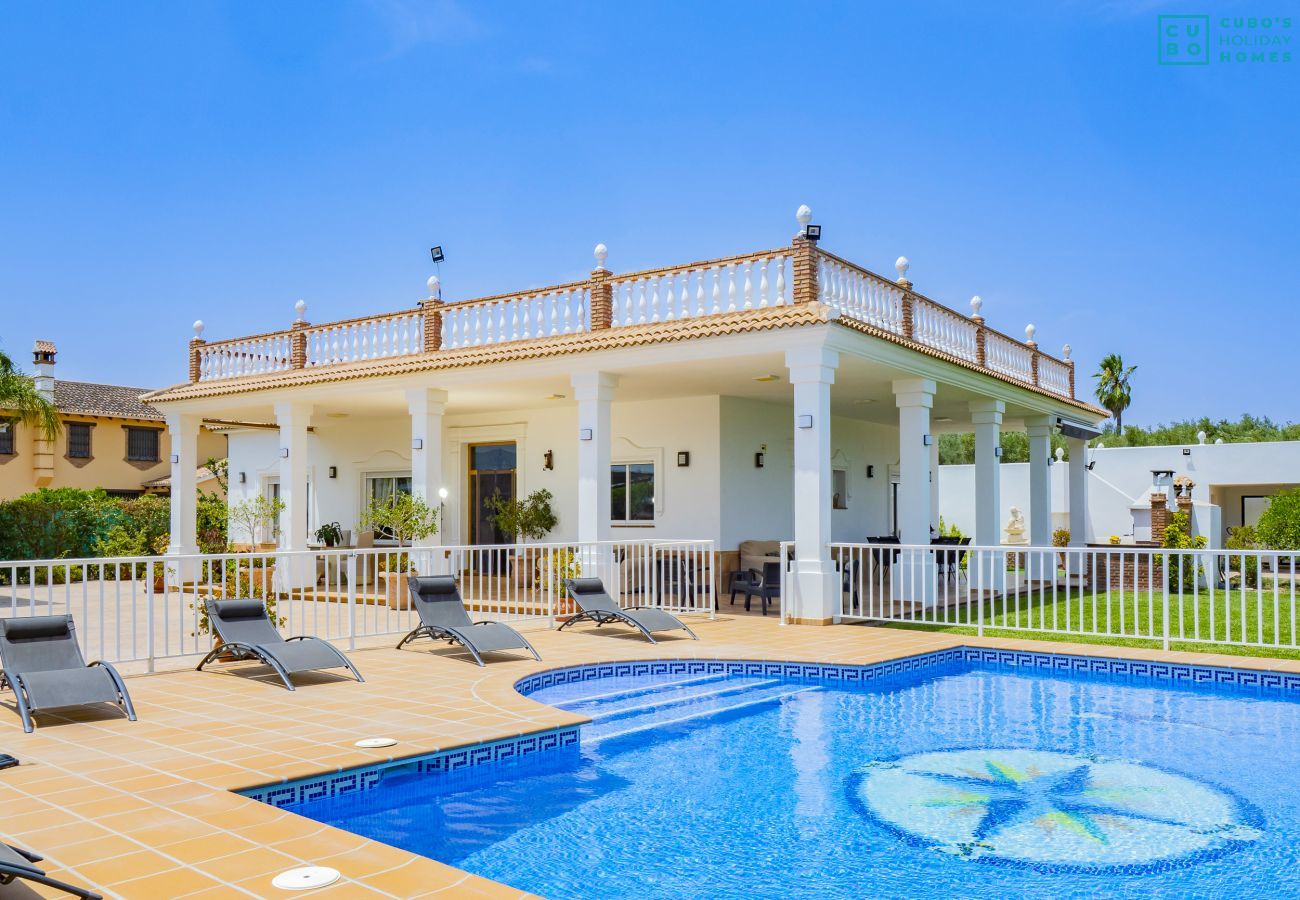 Holiday villa with swimming pool in Alhaurín el Grande