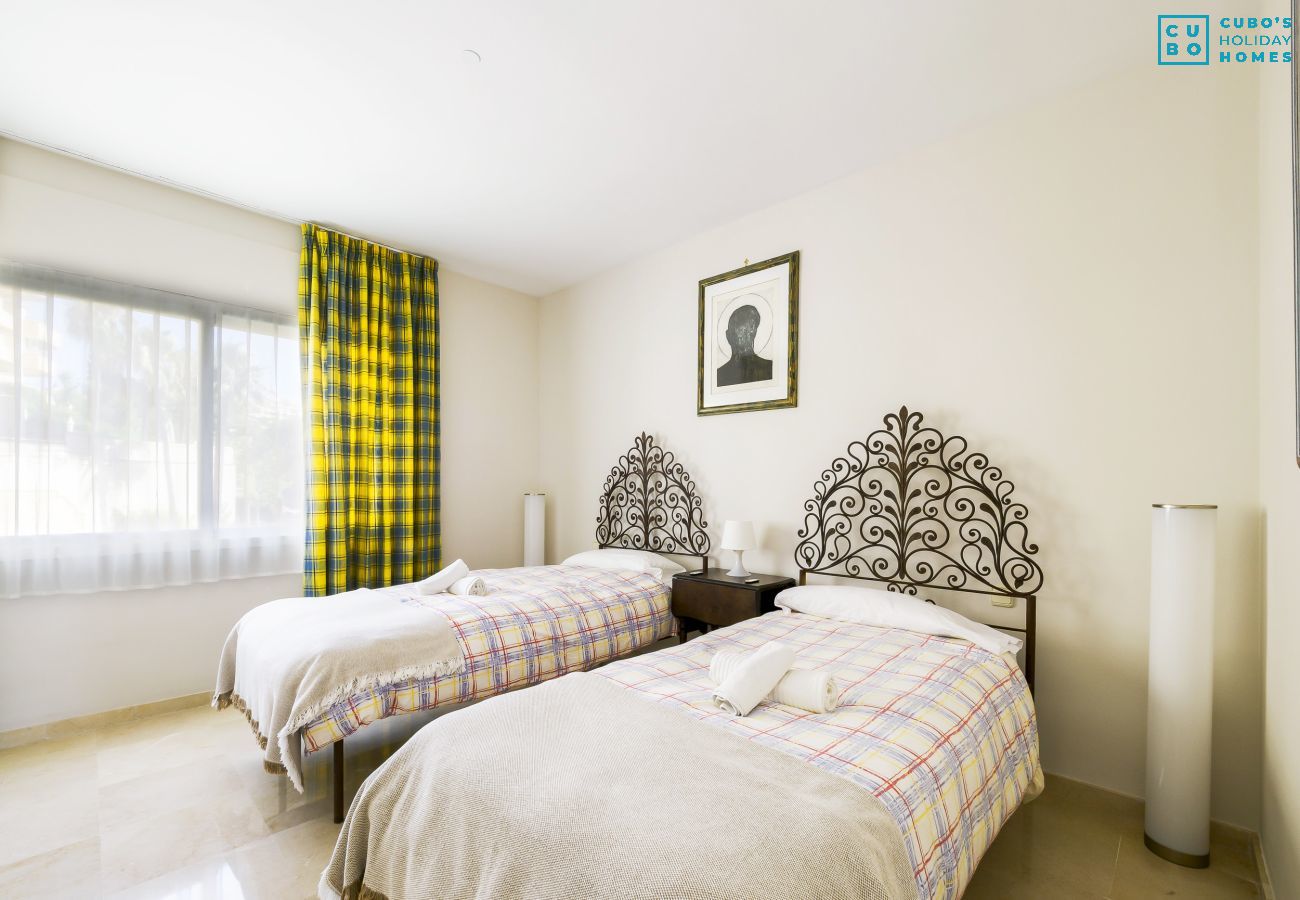 Apartment in Marbella - Cubo's Apartamento Boutique Elviria Hills Marbella