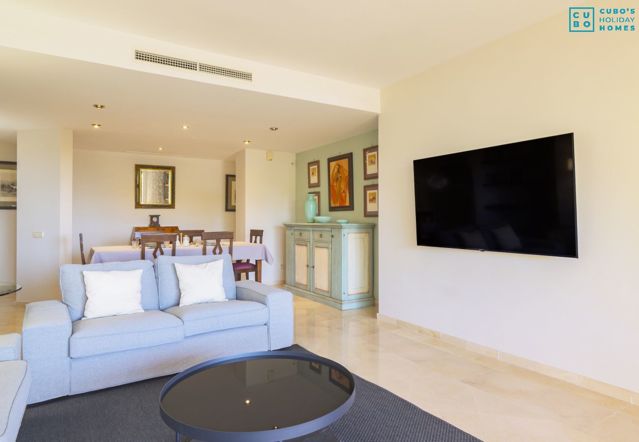 Apartment in Marbella - Cubo's Apartamento Boutique Elviria Hills Marbella