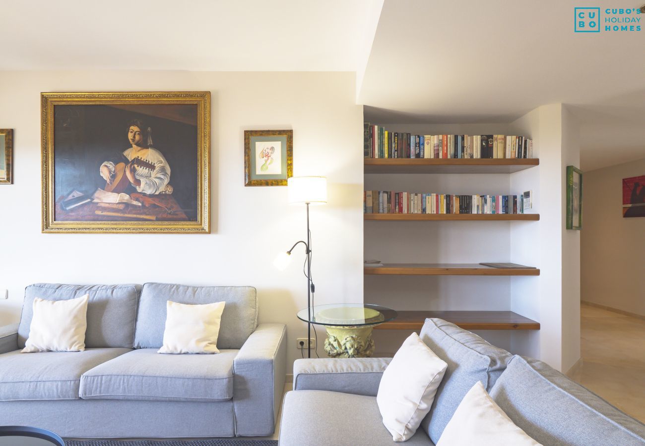 Apartment in Marbella - Cubo's Apartamento Boutique Elviria Hills Marbella