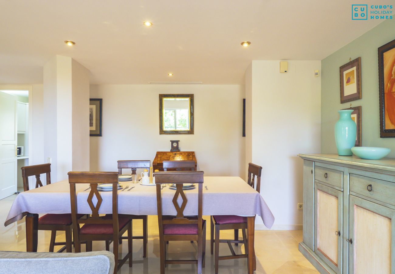 Apartment in Marbella - Cubo's Apartamento Boutique Elviria Hills Marbella