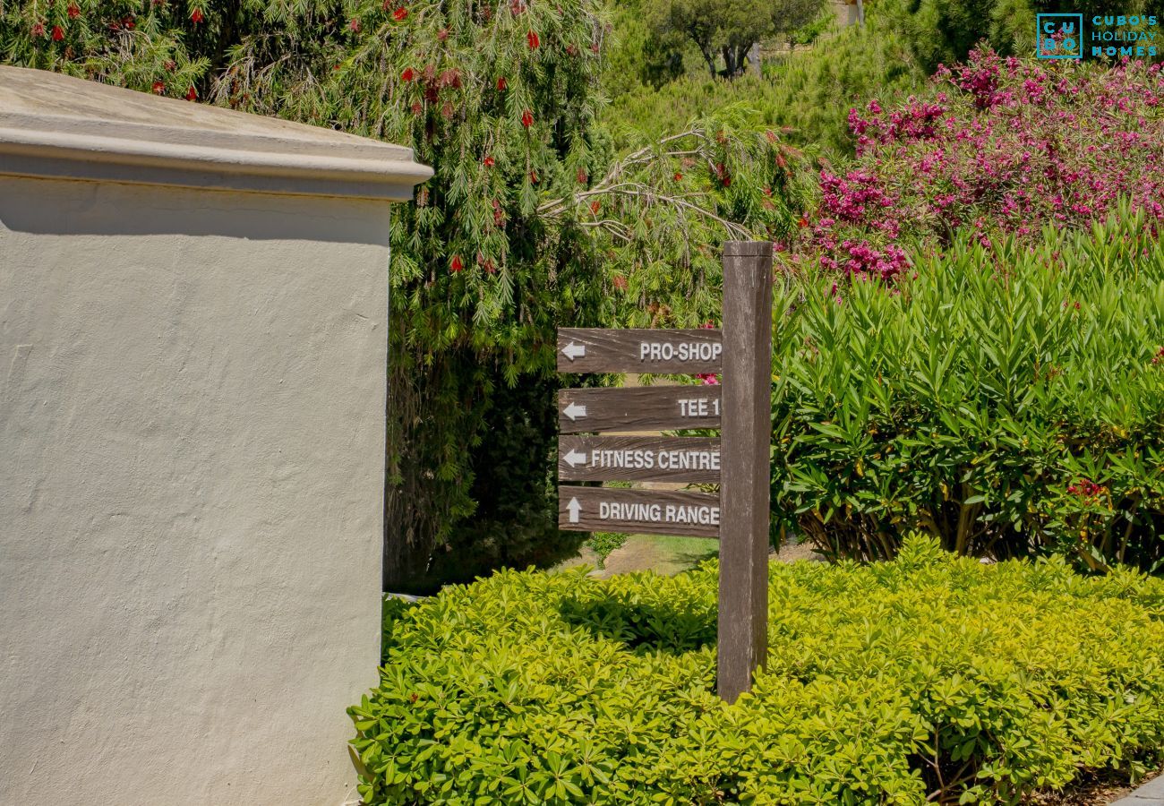 Apartment in Marbella - Cubo's Apartamento Boutique Elviria Hills Marbella