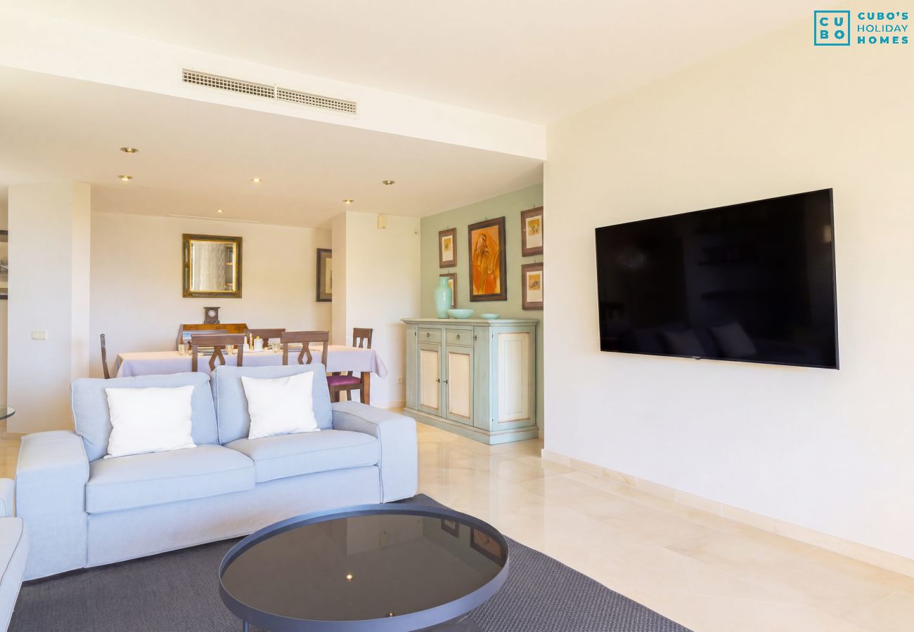 Apartment in Marbella - Cubo's Luxury Golf Apartment Marbella & Parking