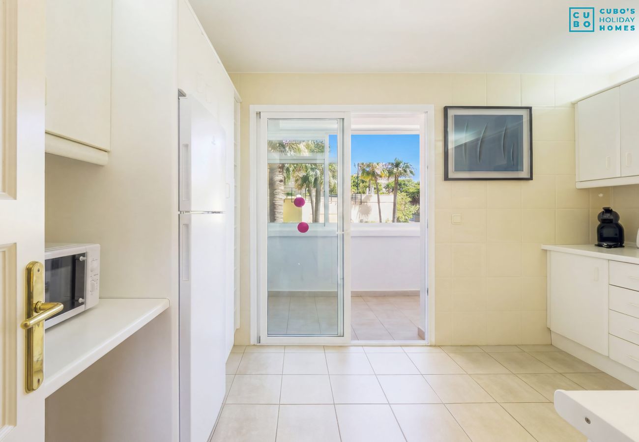 Apartment in Marbella - Cubo's Luxury Golf Apartment Marbella & Parking