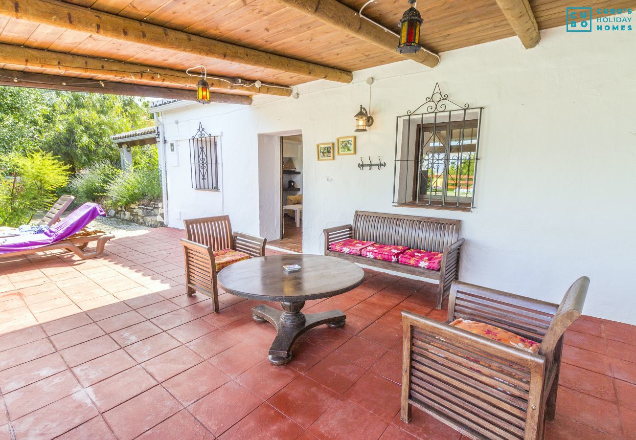 Terrace of this rural house in Alhaurín el Grande