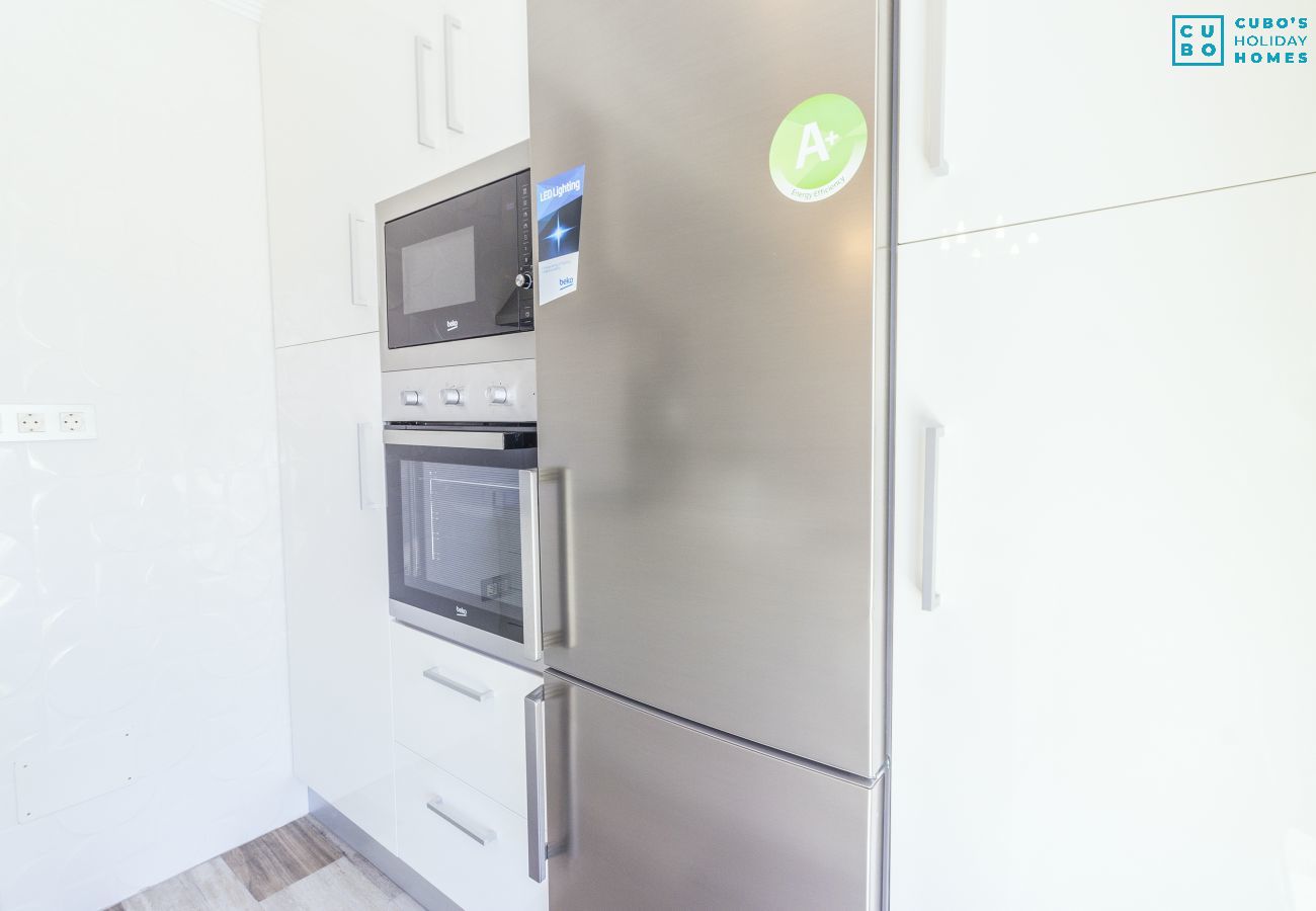 Kitchen of this apartment in Alhaurín el Grande