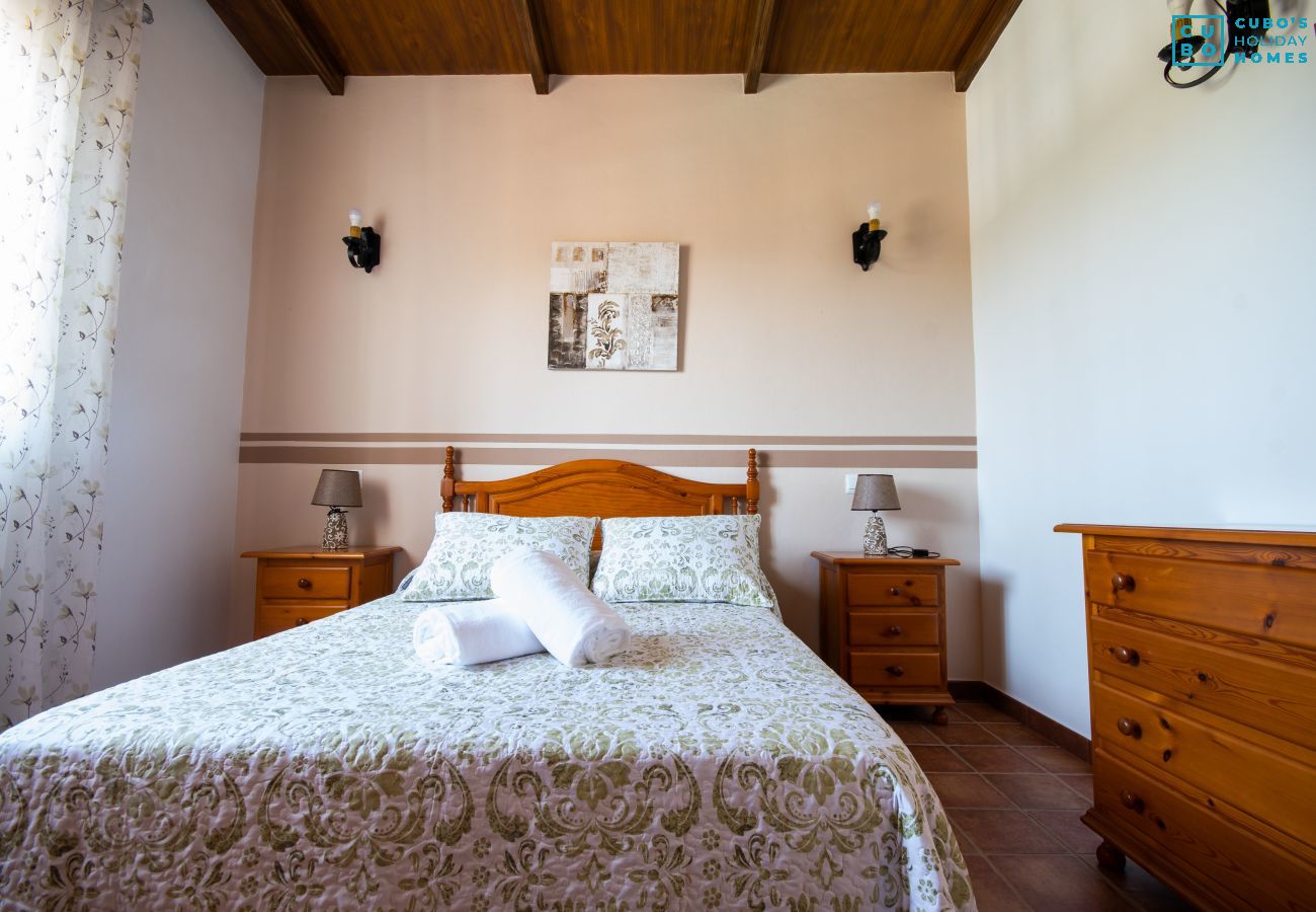 Bedroom of this villa in Alhaurín el Grande