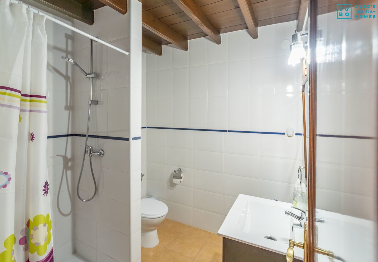 Cottage in Alhaurin de la Torre - Cubo's Casa Rural Cortijillo Las Barrancas Family