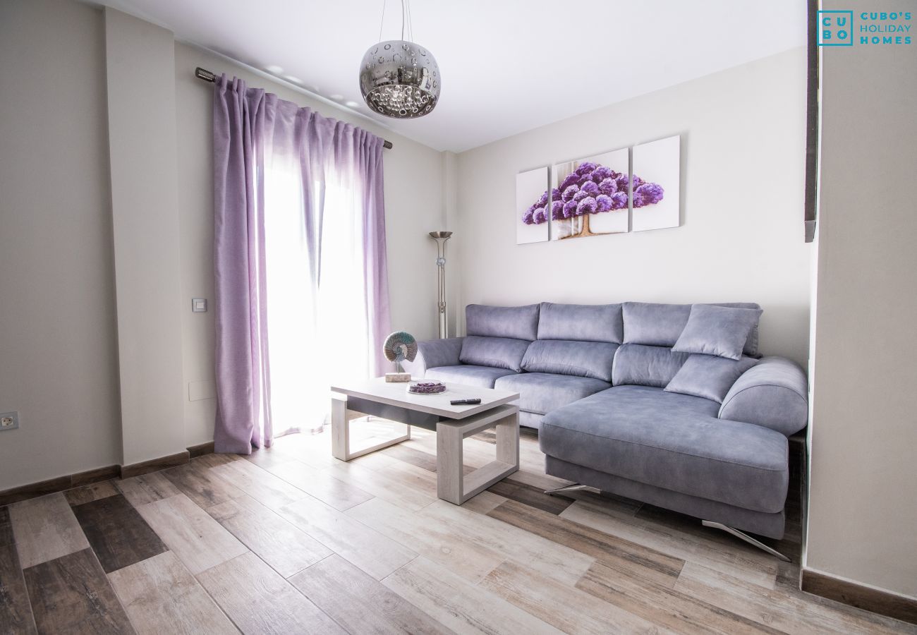 Living room of this apartment in the center of Alhaurín el Grande