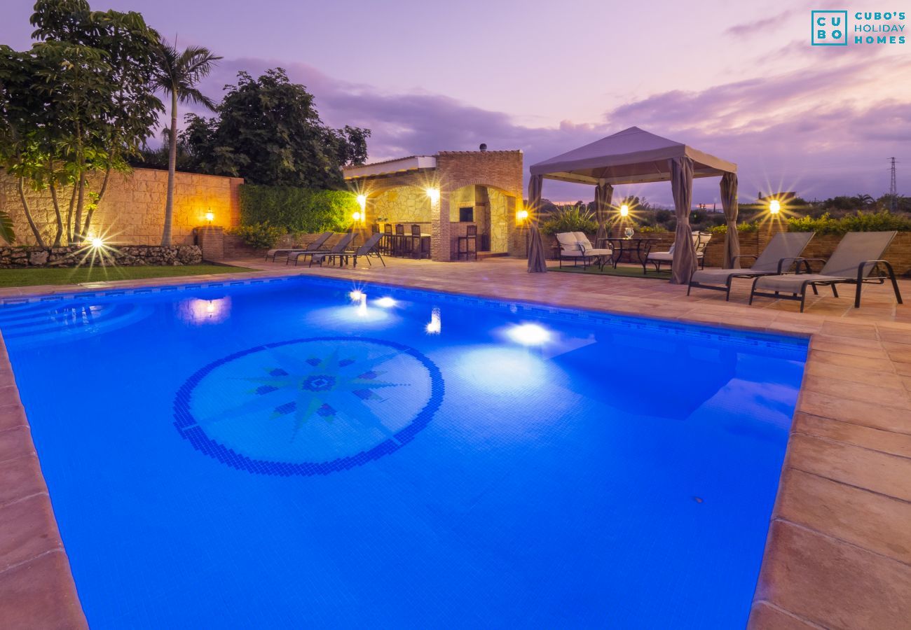 Private pool of this Finca in Alhaurín el Grande