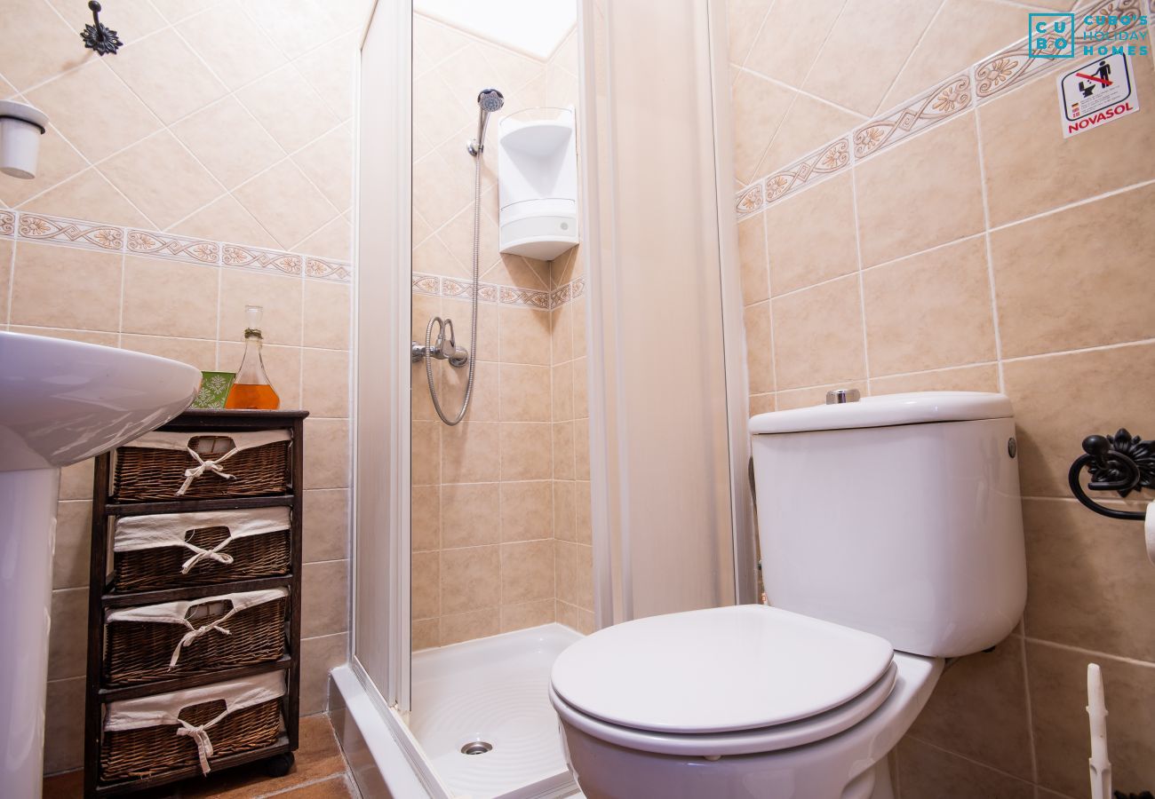 Bathroom of this Finca in Cártama
