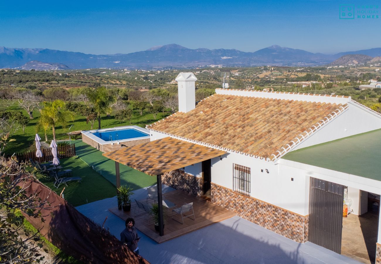 Cottage in Alhaurin de la Torre - Cubo's Finca La Higuera