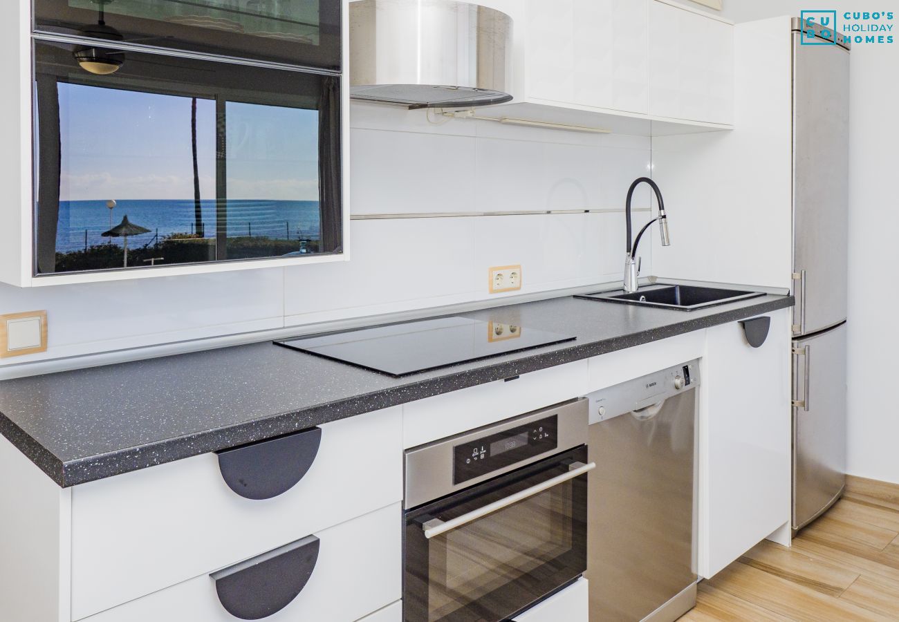 Apartment in Mijas Costa - Cubo's Apartamento Marbella Mar
