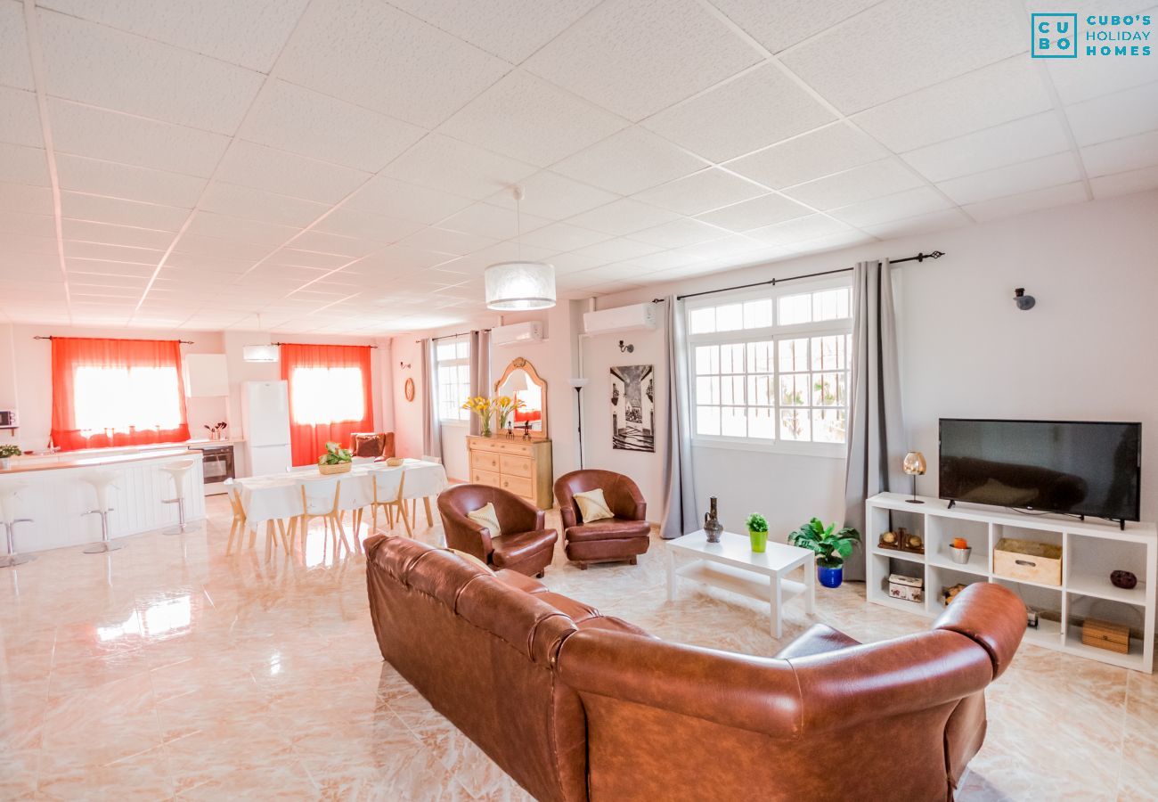 Living room of this villa in Alhaurín el Grande