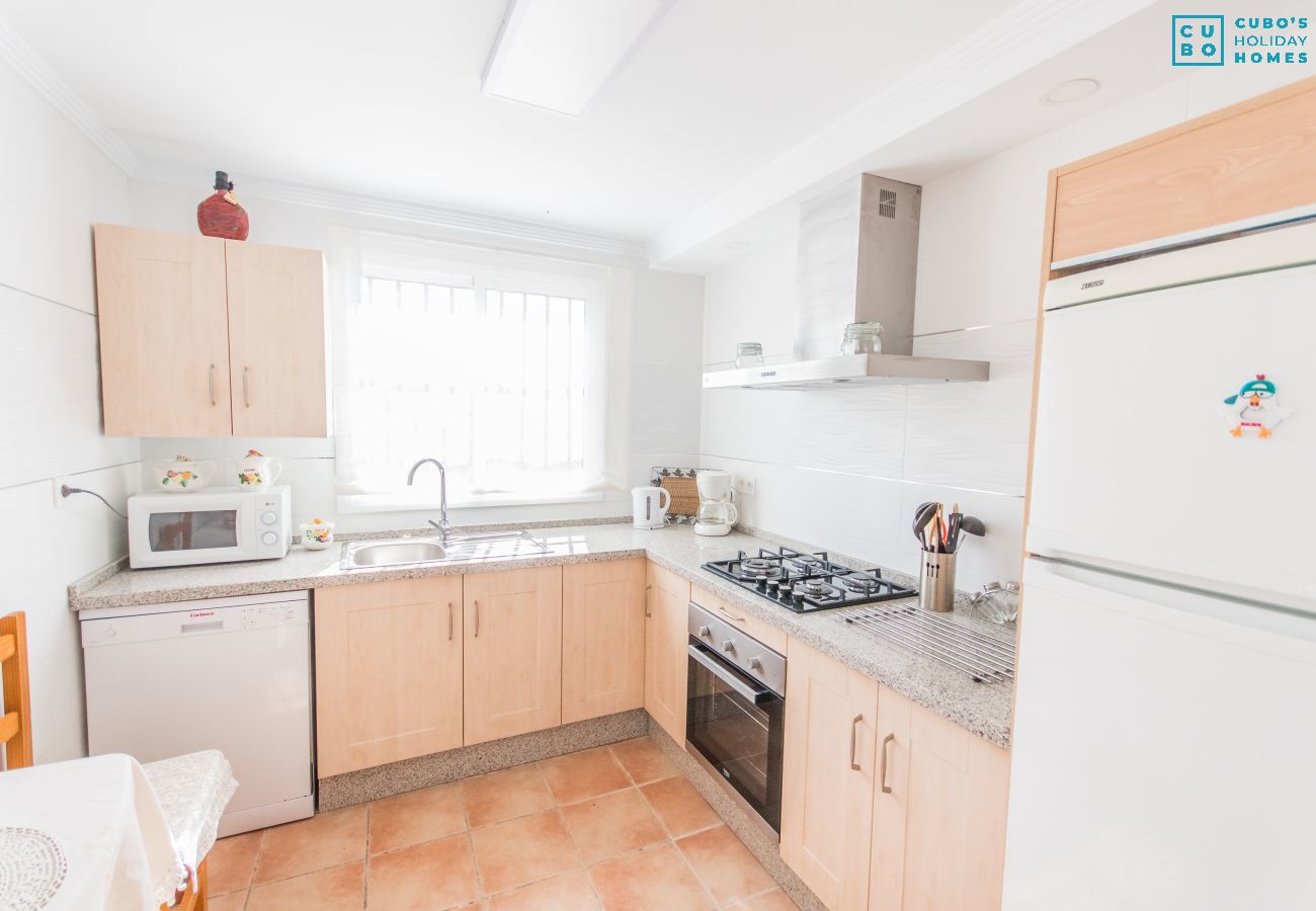 Kitchen of this rural house in Alhaurín el Grande