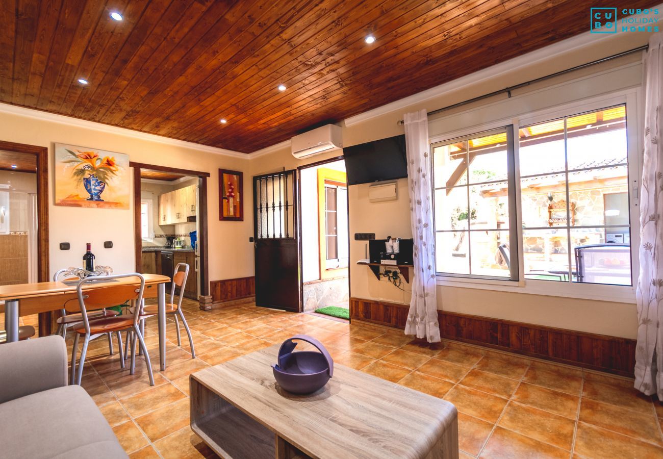 Living room of this rural house in Alhaurín el Grande