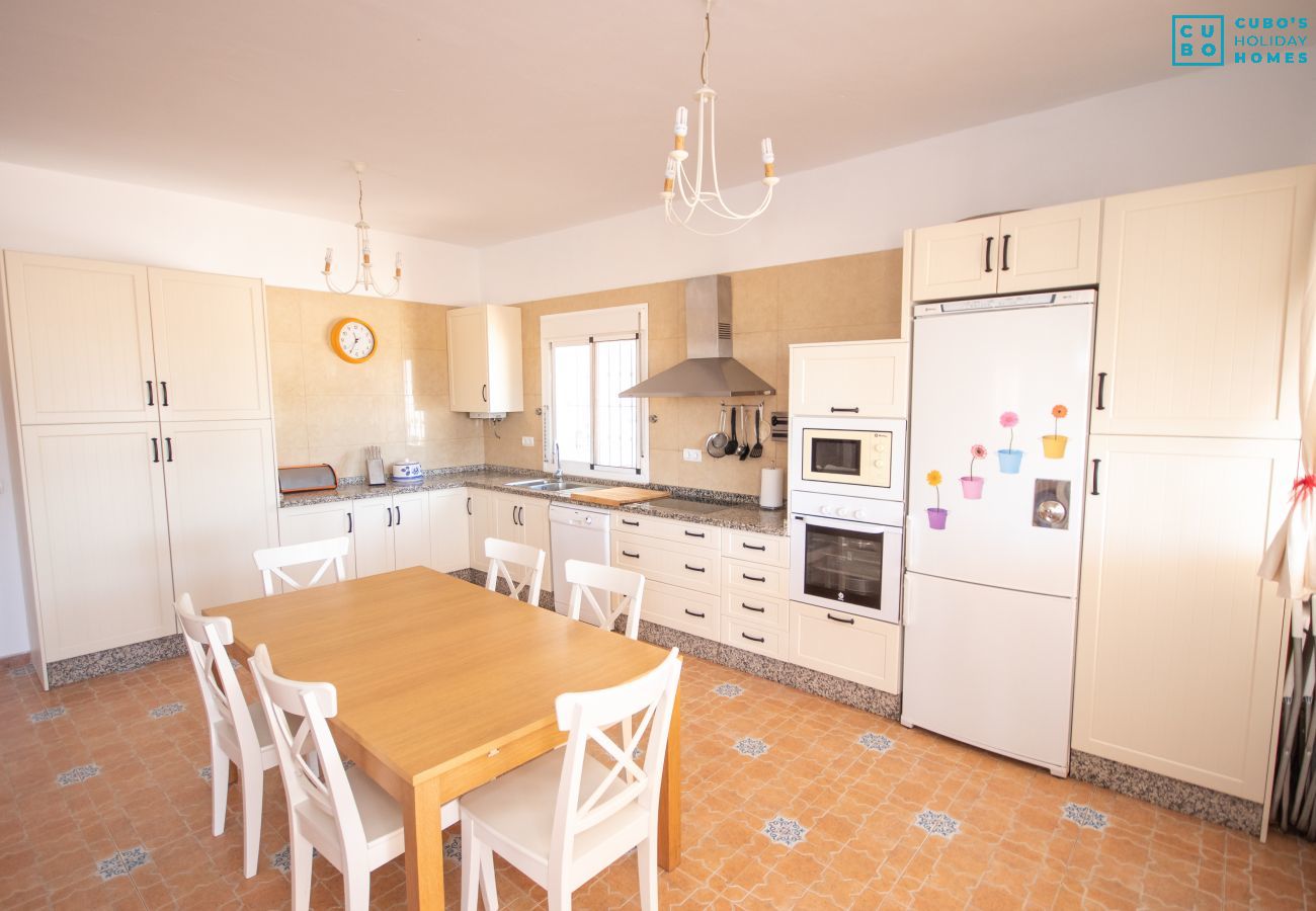 Kitchen of this Villa in Cártama