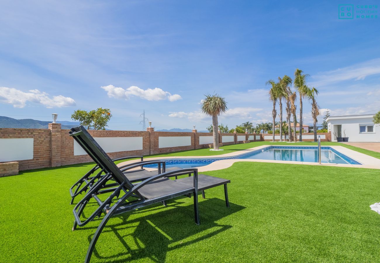 Private pool of this Villa in Cártama