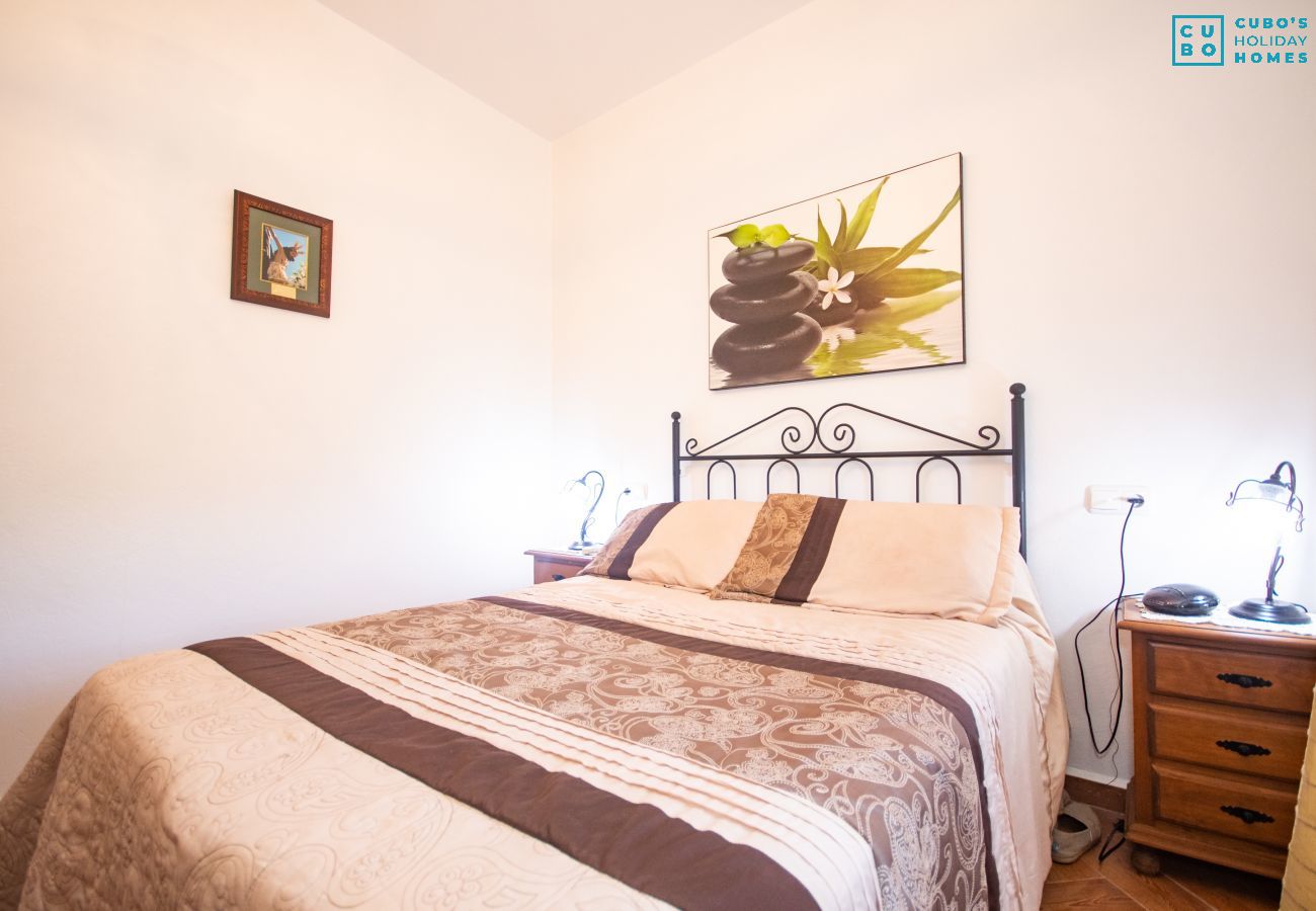 Bedroom of this country house in Alhaurín el Grande