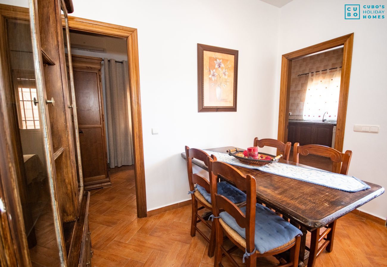 Dining room of this farm in Alhaurín el Grande