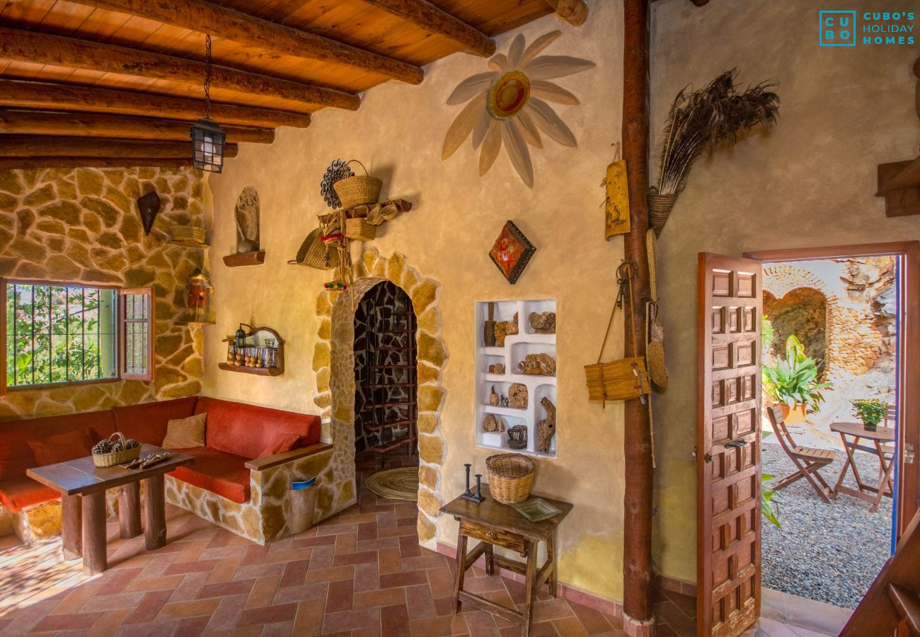 Living room of this rural house in Guaro